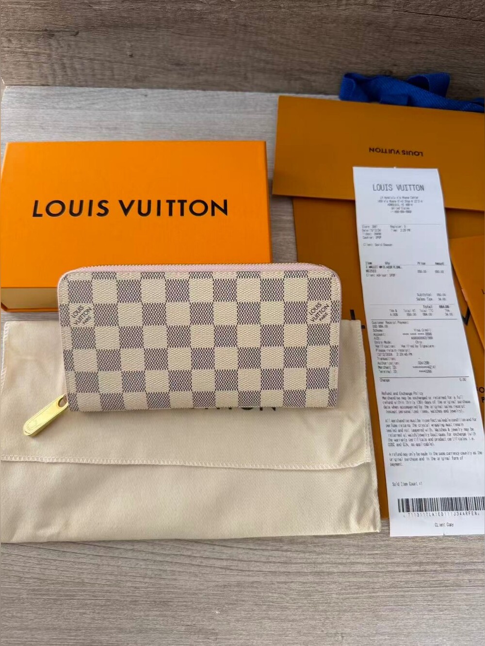 Louis Vuitton Damier Azur Zippy Wallet